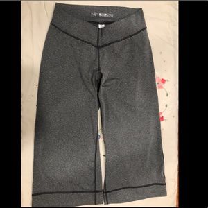 Arc’Teryx gray fitness active leggings